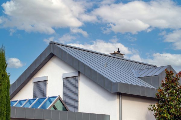Aluminum Roof Repair in Hamilton
