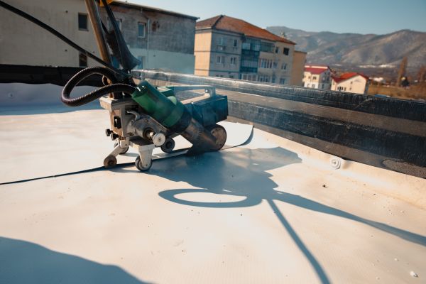 Thermoplastic Roof Service in Hamilton