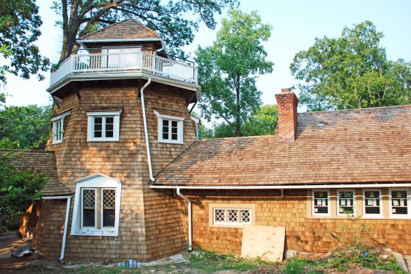 Cedar Shake Roof Replacement in Hamilton